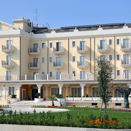 Hotel Concorde Sant'Egidio alla Vibrata Eksteriør bilde