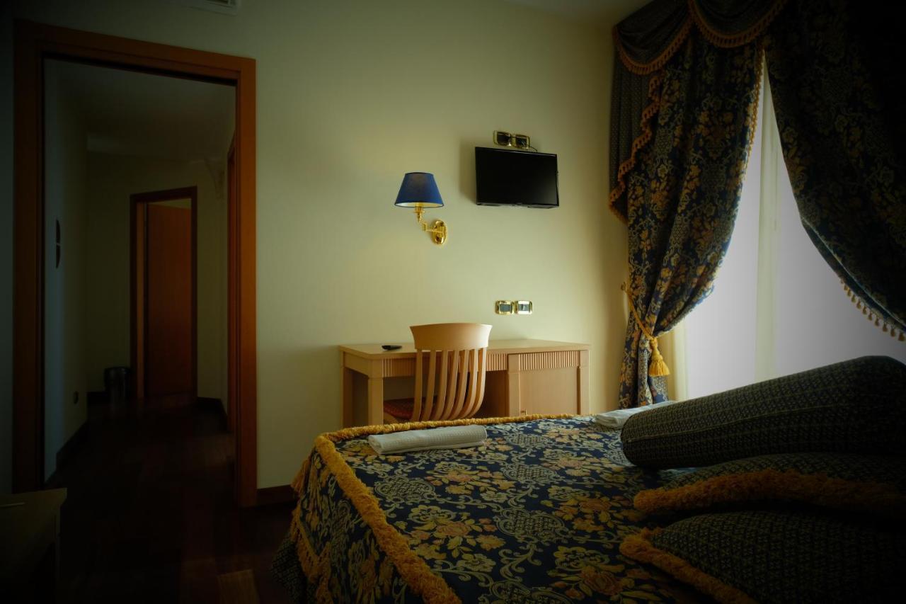 Hotel Concorde Sant'Egidio alla Vibrata Eksteriør bilde