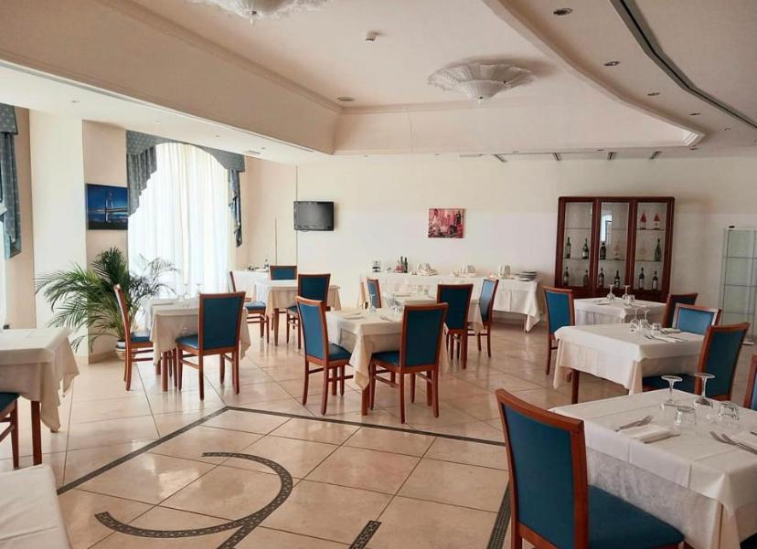 Hotel Concorde Sant'Egidio alla Vibrata Eksteriør bilde