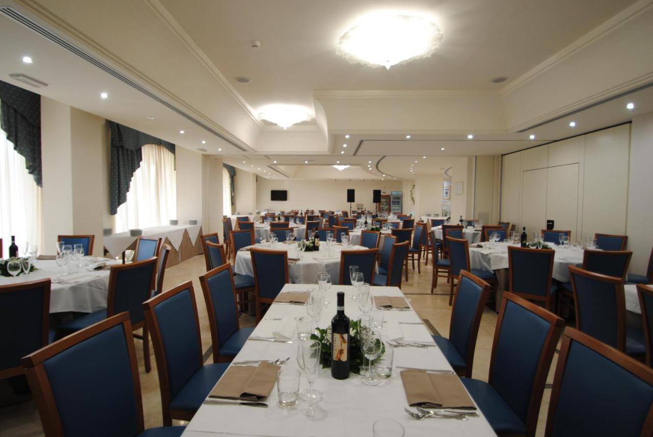 Hotel Concorde Sant'Egidio alla Vibrata Eksteriør bilde